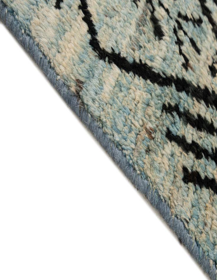 Detail image of 6' 6 x 9' 2  Hand Knotted Darya Wool Rug