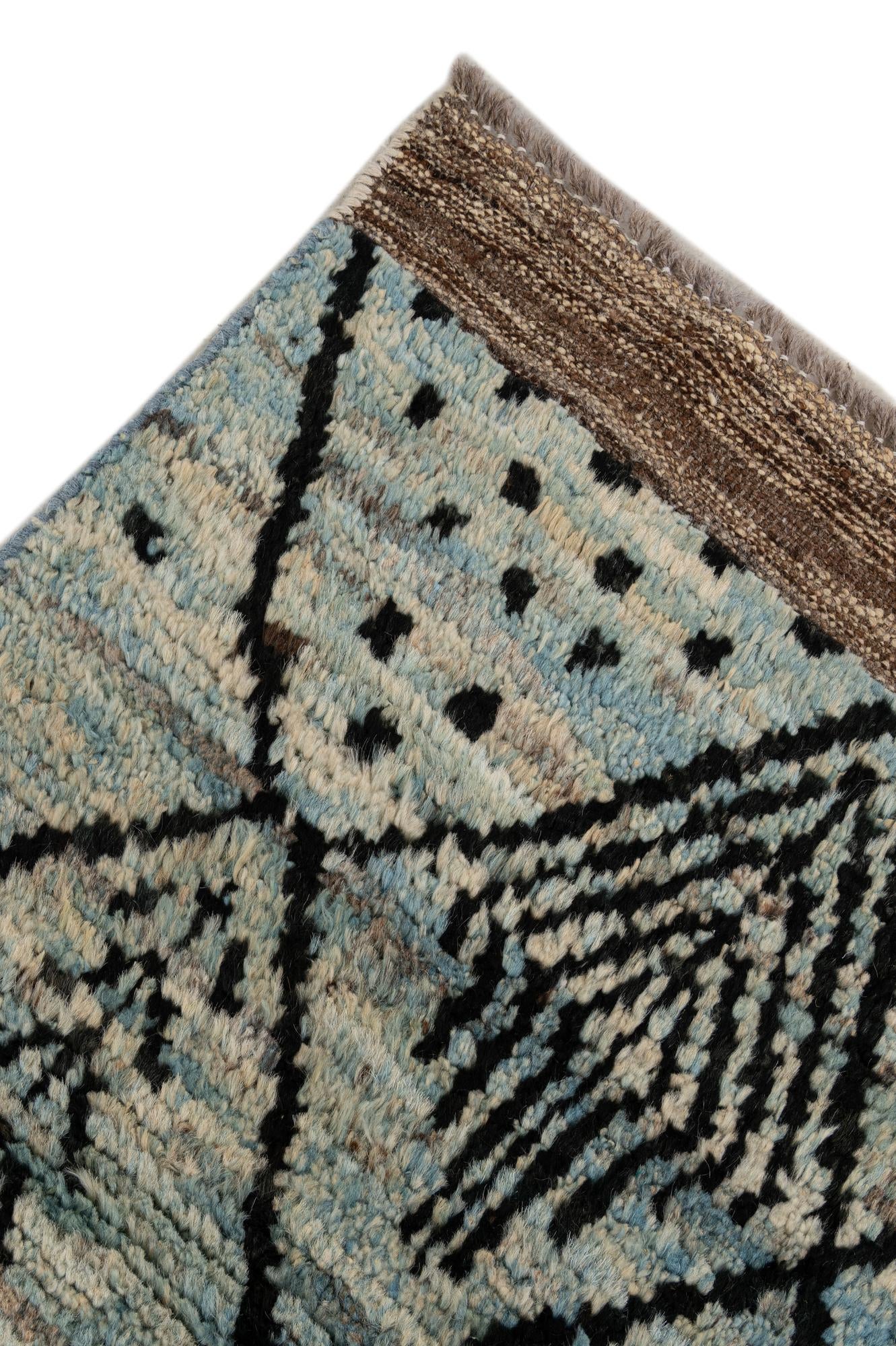 6' 6 x 9' 2 Hand Knotted Darya Wool Rug