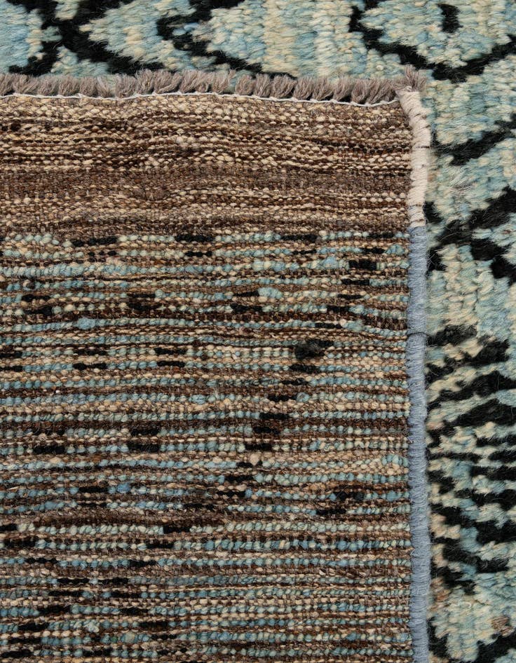Detail image of 6' 6 x 9' 2  Hand Knotted Darya Wool Rug