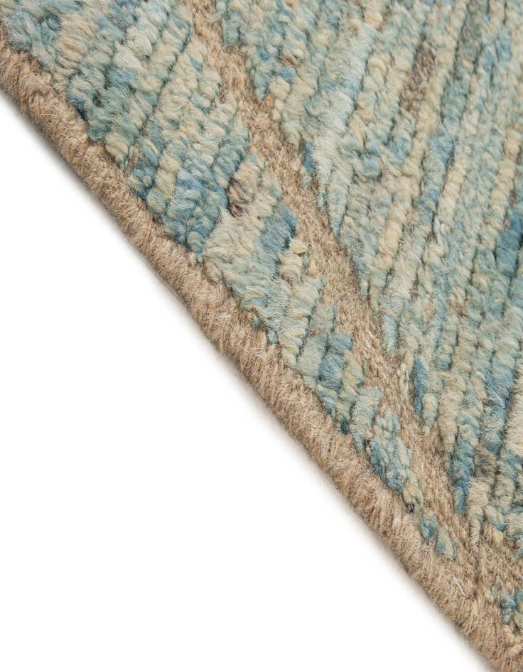 Detail image of 6' 10 x 9' 10  Hand Knotted Darya Wool Rug