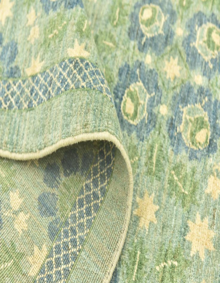 Detail image of 5' 10 x 7' 4  Hand Knotted Darya Oriental Rug