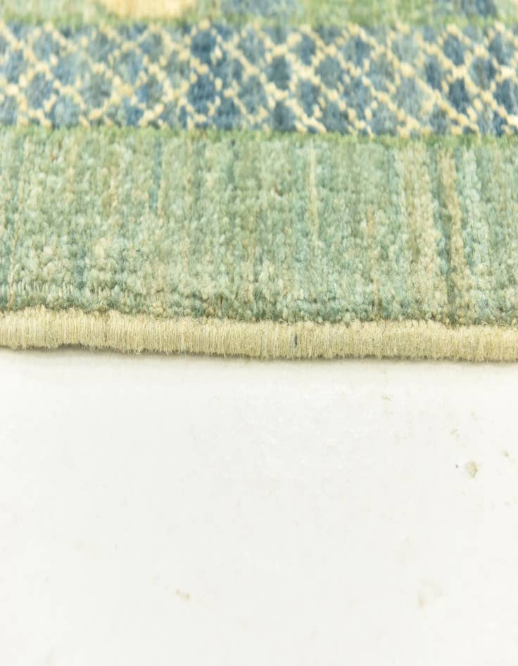 Detail image of 5' 10 x 7' 4  Hand Knotted Darya Oriental Rug