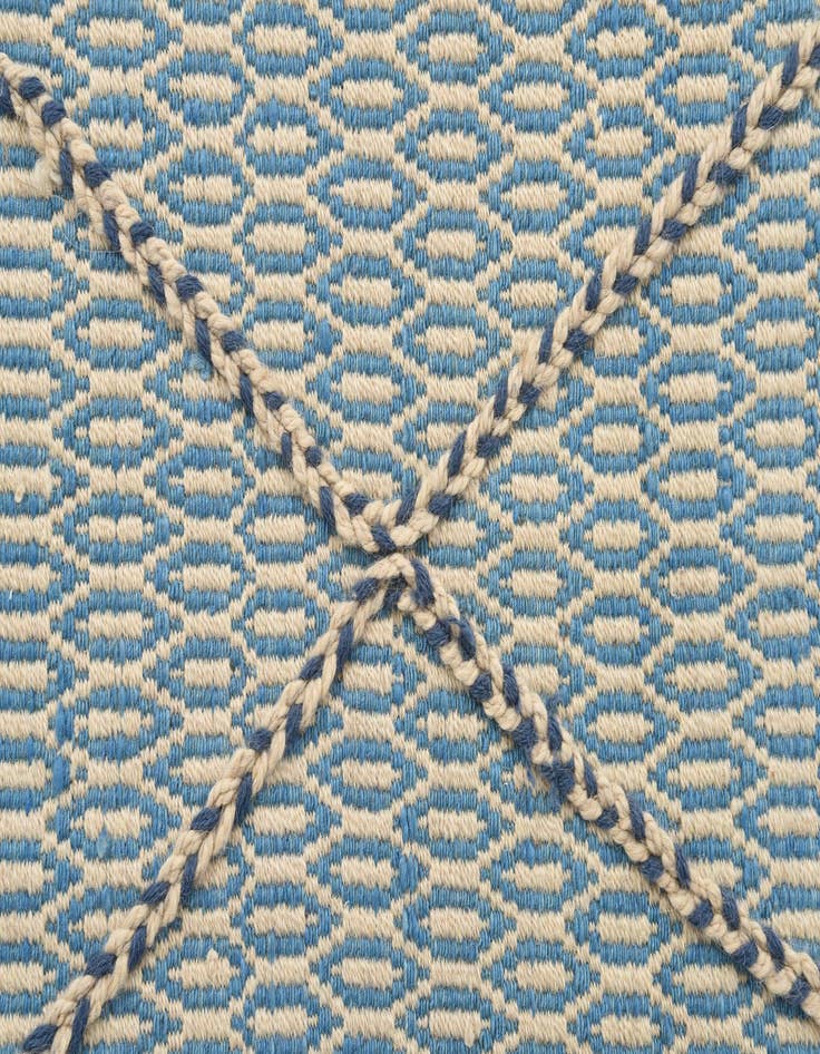 Detail image of 4' x 6' 1  Hand Knotted Darya Wool Rug