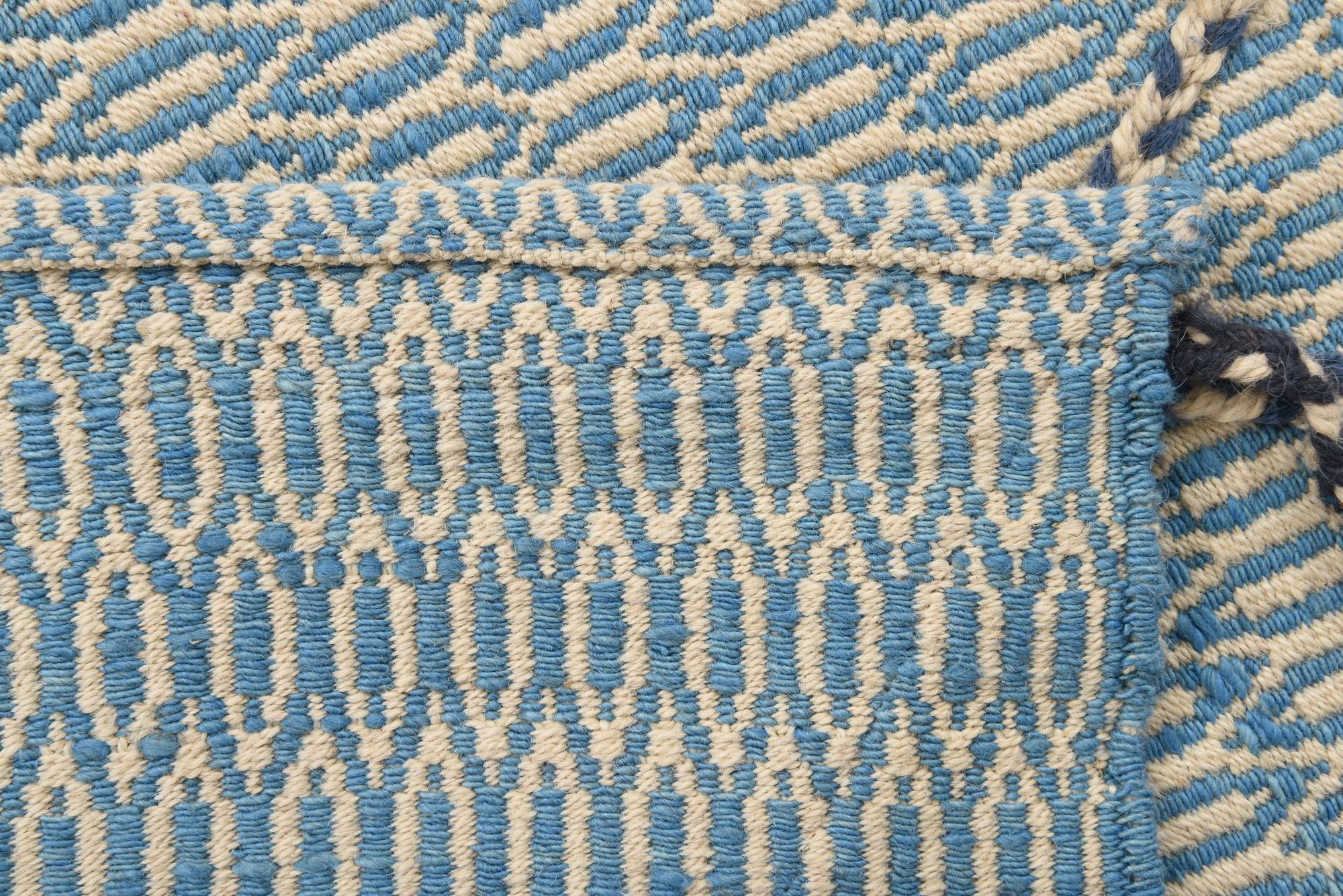 4' x 6' 1 Hand Knotted Darya Wool Rug