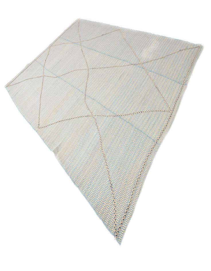 Detail image of 9' 9 x 14' 2 Hand Knotted Darya Wool Rug