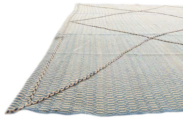 9' 9 x 14' 2 Hand Knotted Darya Wool Rug