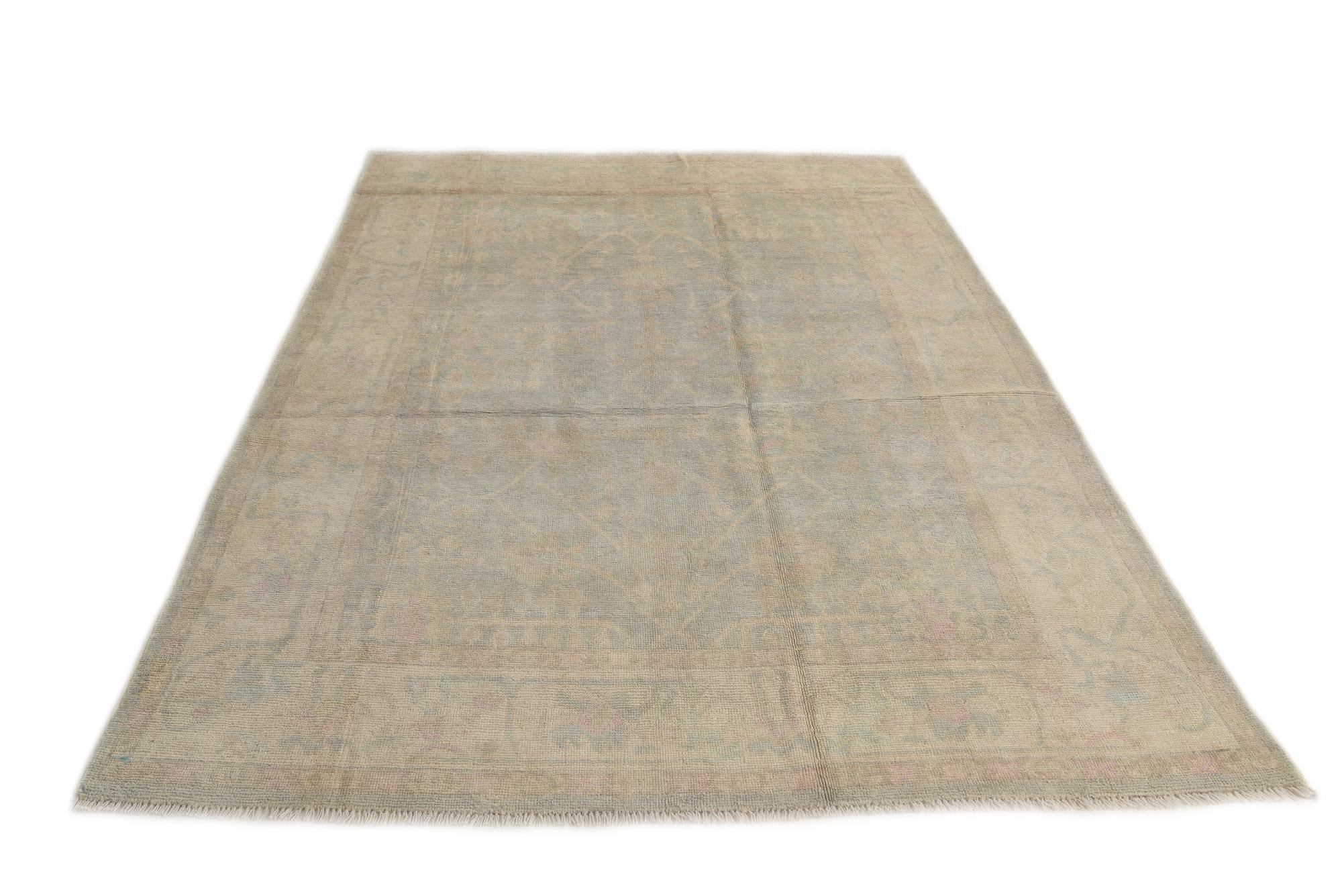 6' x 8' 9 Hand Knotted Darya Wool Rug