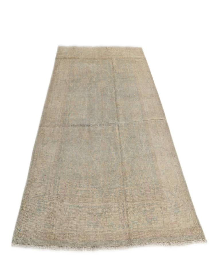 Detail image of 6' x 8' 9  Hand Knotted Darya Wool Rug