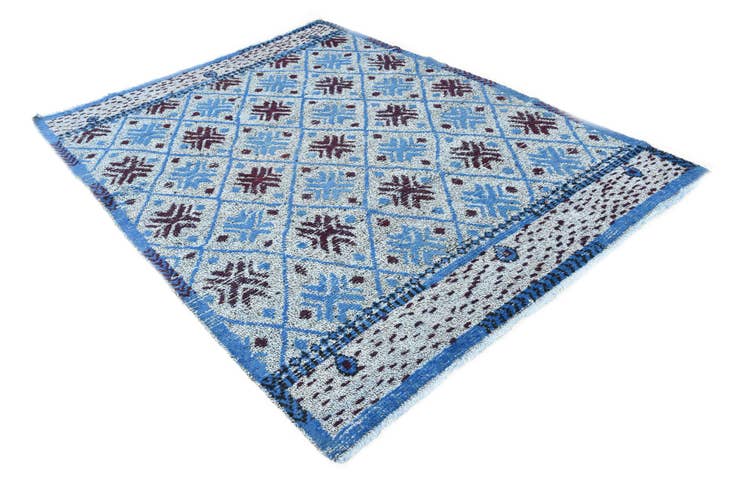 Detail image of 5' 11 x 8' 3 Hand Knotted Darya Wool Rug