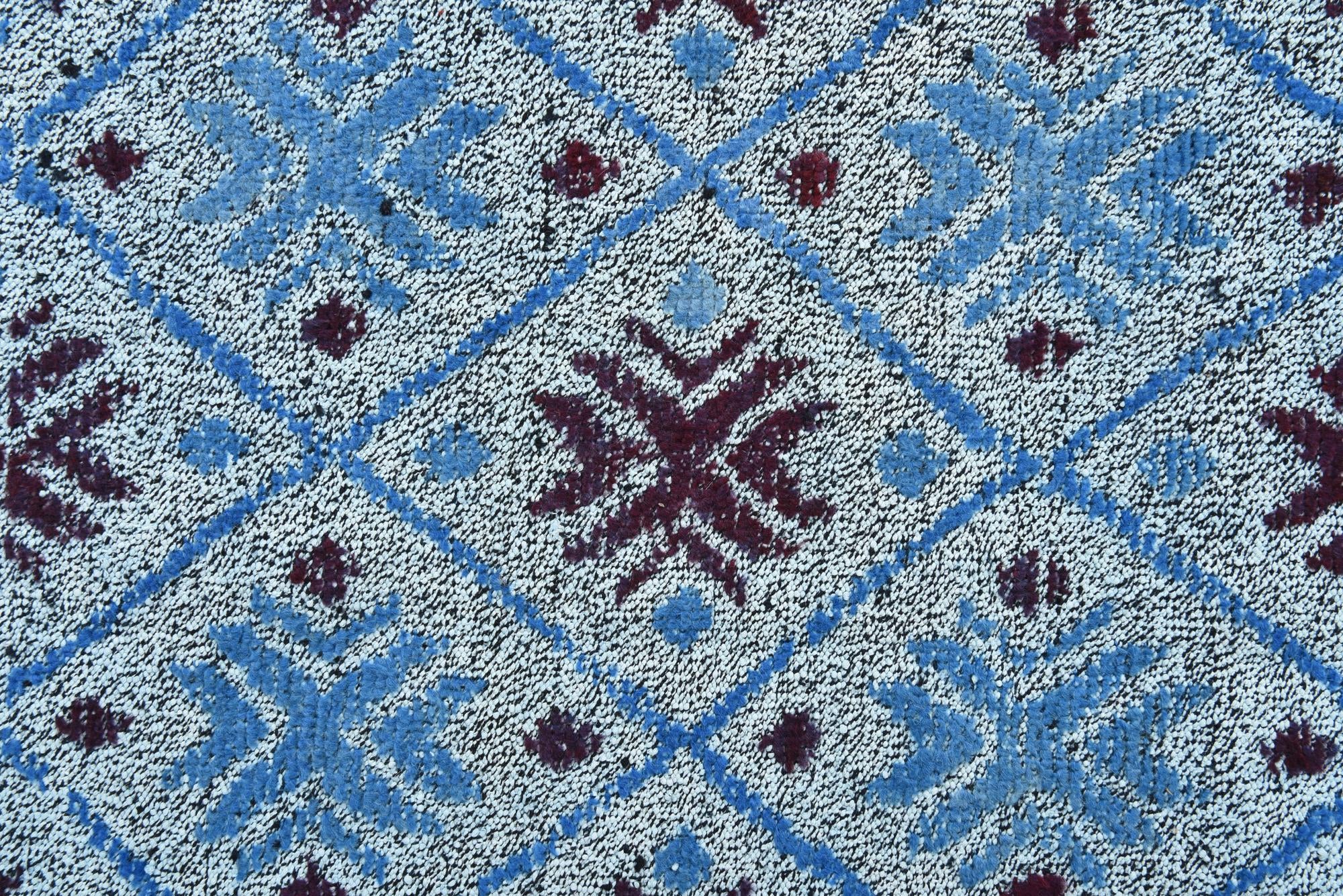 5' 11 x 8' 3 Hand Knotted Darya Wool Rug
