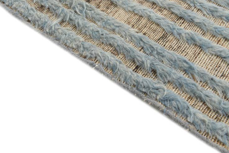 Detail image of 6' 4 x 9' 7 Hand Knotted Darya Wool Rug