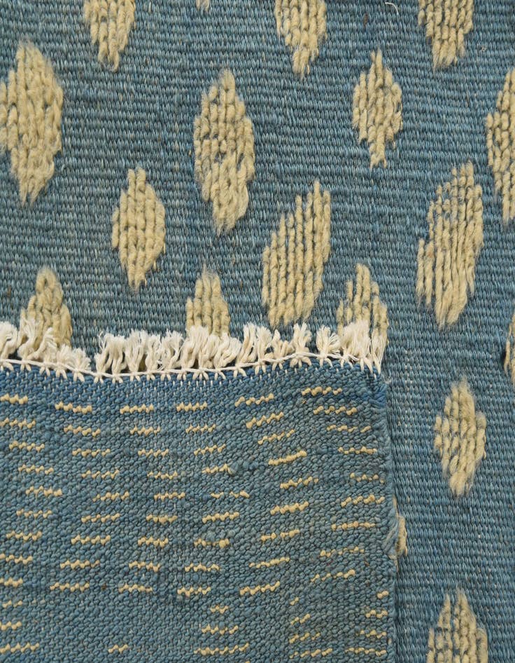 Detail image of 4' 4 x 6' 3  Hand Knotted Darya Wool Rug