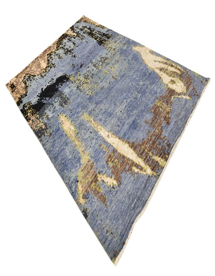 Detail image of 6' 5 x 9' 9  Hand Knotted Darya Rug