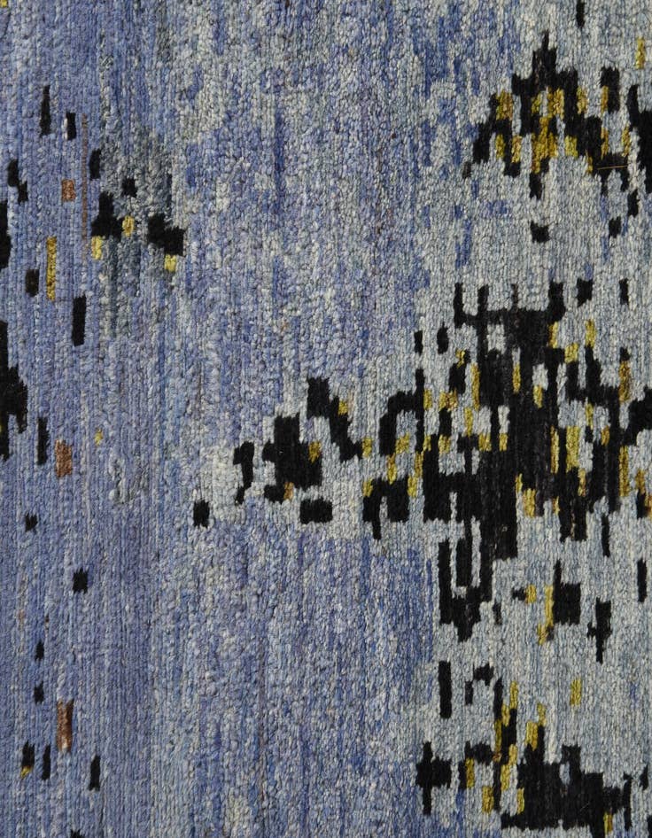 Detail image of 6' 5 x 9' 9  Hand Knotted Darya Rug
