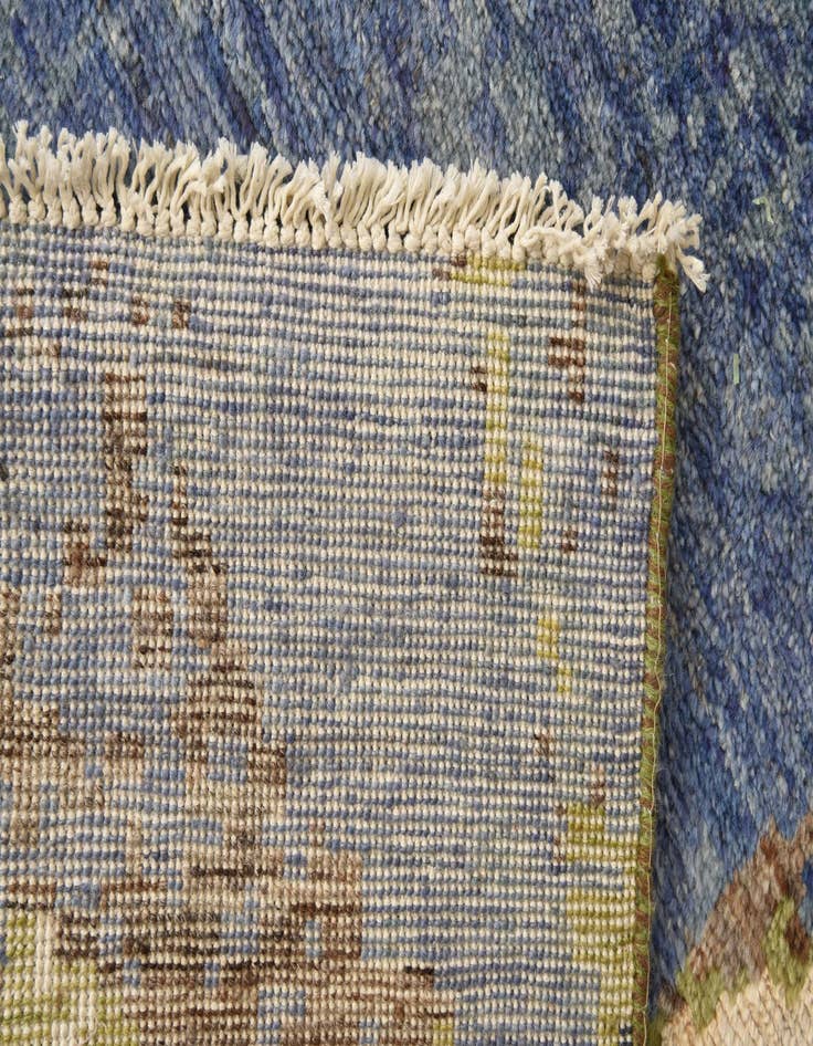 Detail image of 6' 5 x 9' 9  Hand Knotted Darya Rug