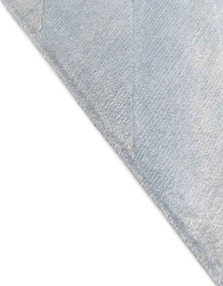 Detail image of 9' 10 x 13' 1  Hand Knotted Darya Wool Rug