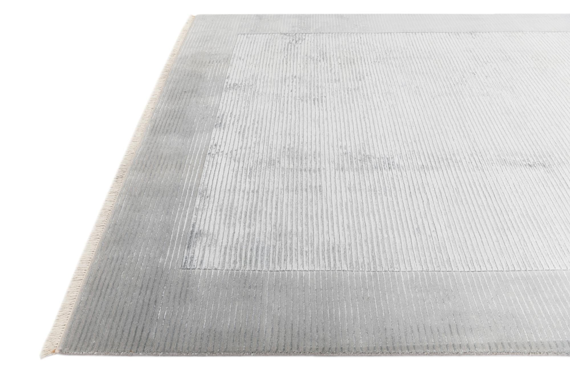 6' 6 x 10' Hand Knotted Darya Wool Rug