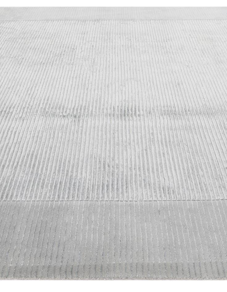 Detail image of 6' 6 x 10'  Hand Knotted Darya Wool Rug