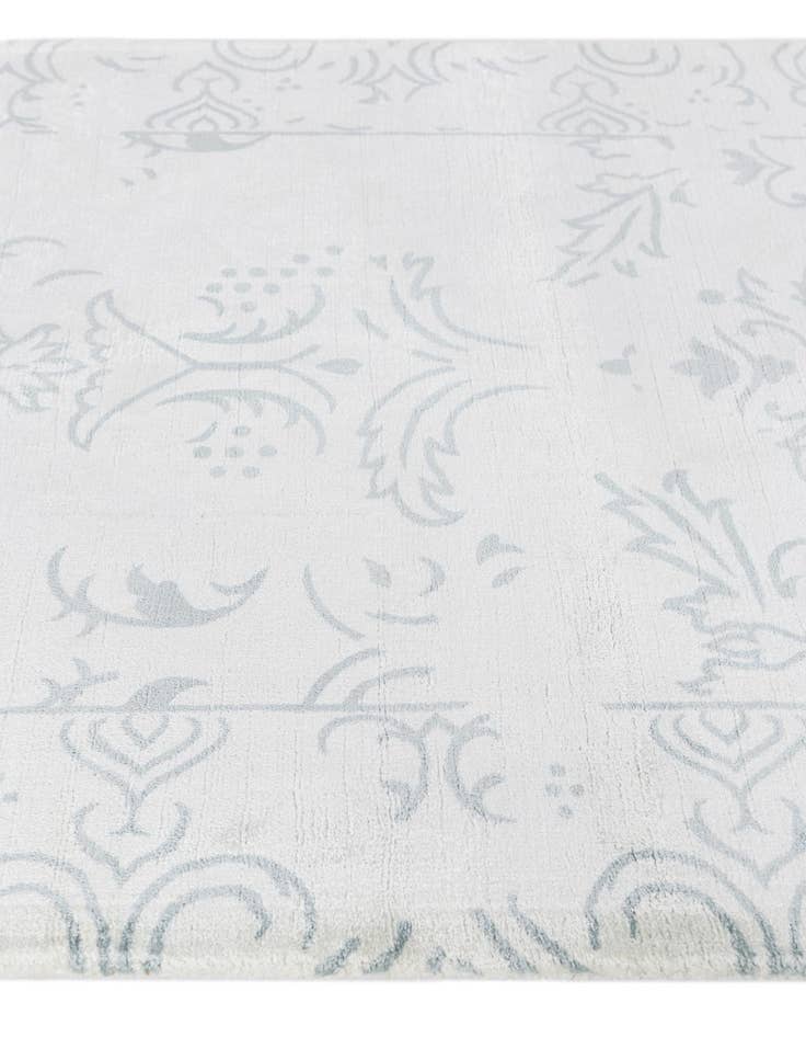 Detail image of 2' 8 x 5'  Hand Knotted Darya Wool Rug