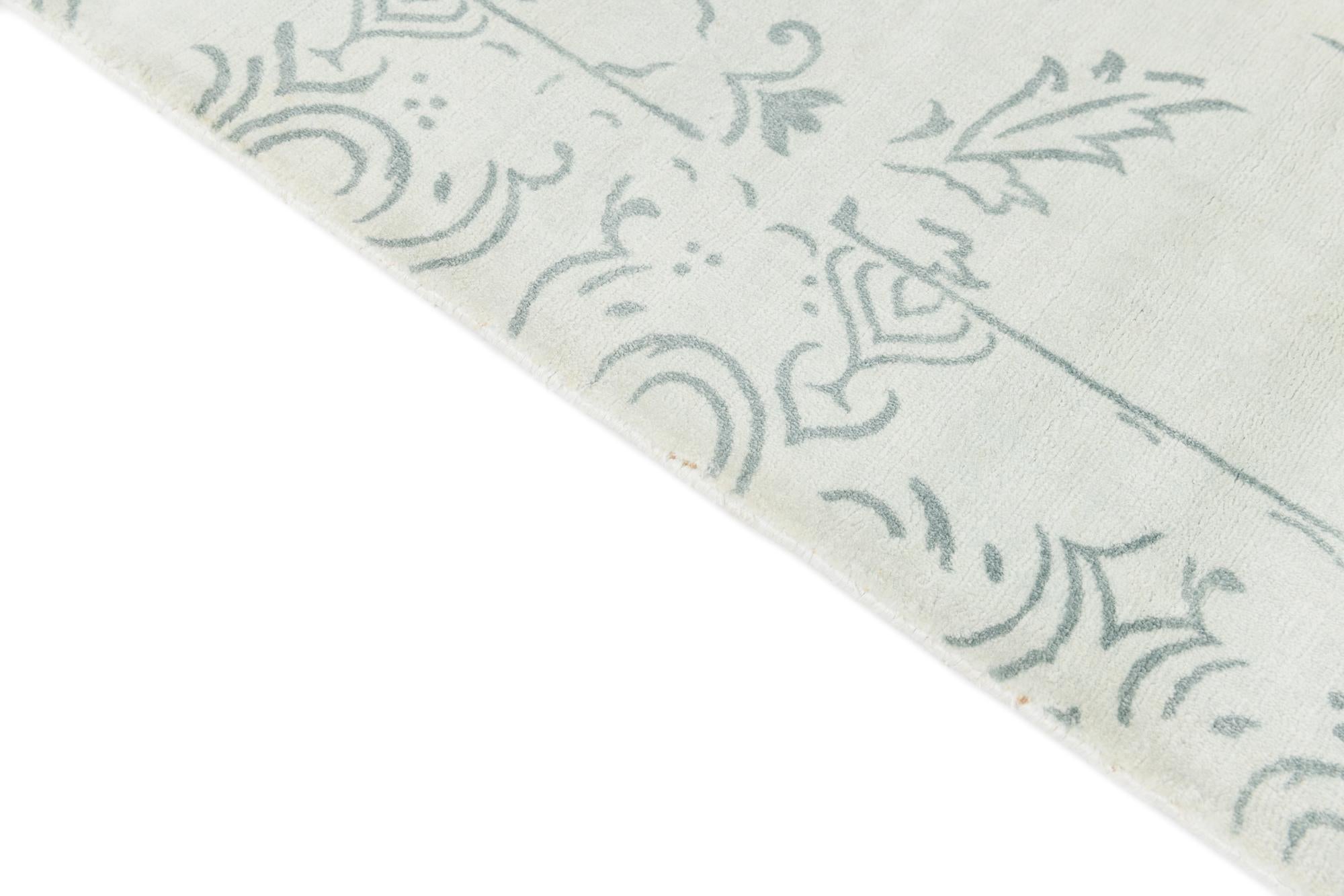 2' 7 x 4' 8 Hand Knotted Darya Wool Rug
