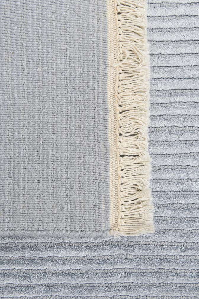4' 11 x 6' 4 Hand Knotted Darya Wool Rug