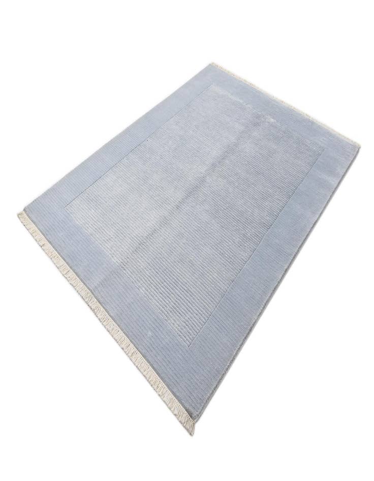 Detail image of 5' 1 x 6' 11  Hand Knotted Darya Wool Rug