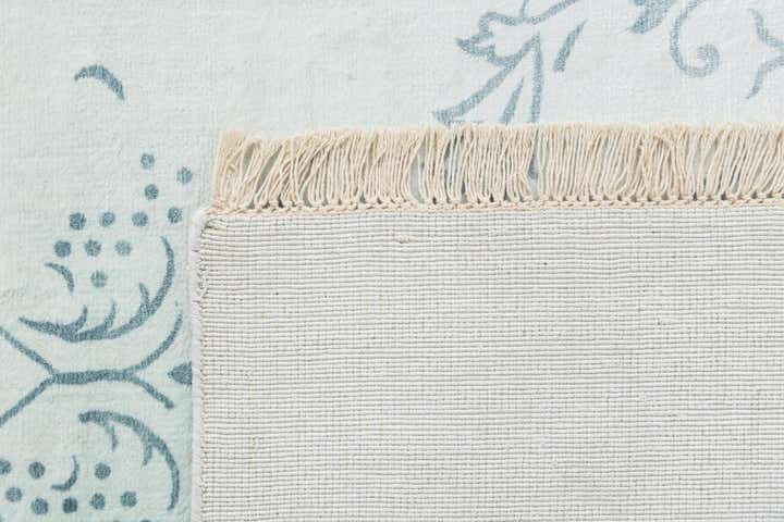 5' 7 x 7' 10 Hand Knotted Darya Wool Rug