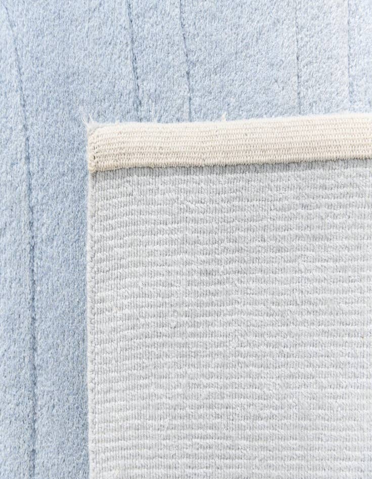 Detail image of 6' 7 x 9' 9  Hand Knotted Darya Wool Rug