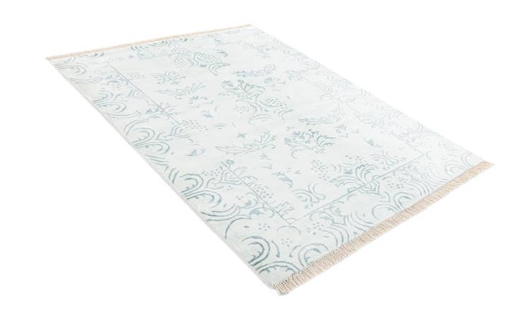 Detail image of 4' x 5' 11 Darya Rug