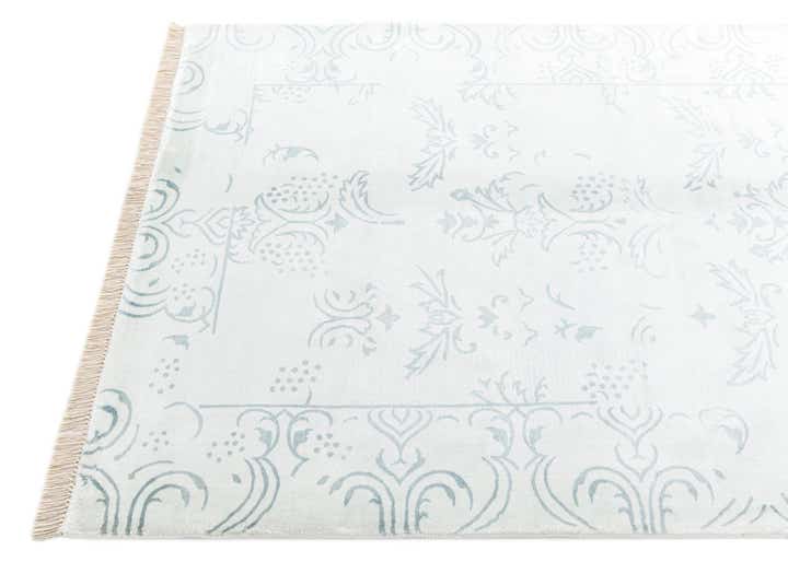 4' x 5' 11 Darya Rug