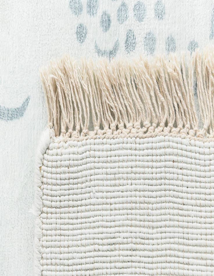 Detail image of 4' x 5' 11 Darya Rug