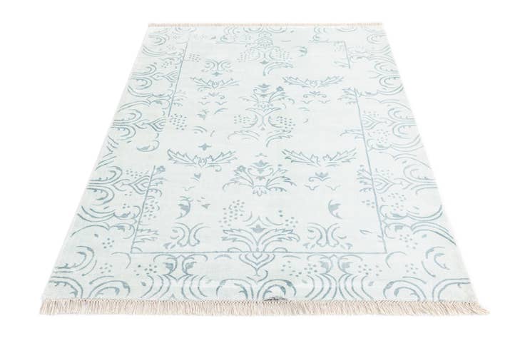Detail image of 4' x 5' 11 Darya Rug