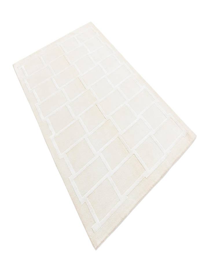 Detail image of 3' 10 x 6' Darya Rug