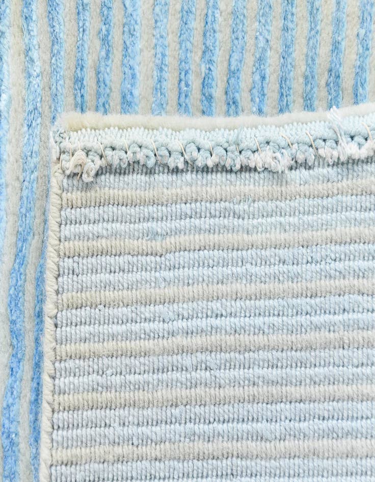 Detail image of 3' 11 x 5' 11 Darya Rug