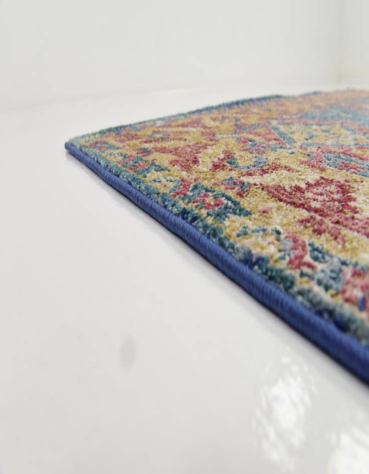 Detail image of 5' 2 x 7' 7 Eden Rug