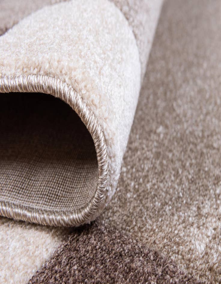 Detail image of 2' 8 x 5' Equinox Rug