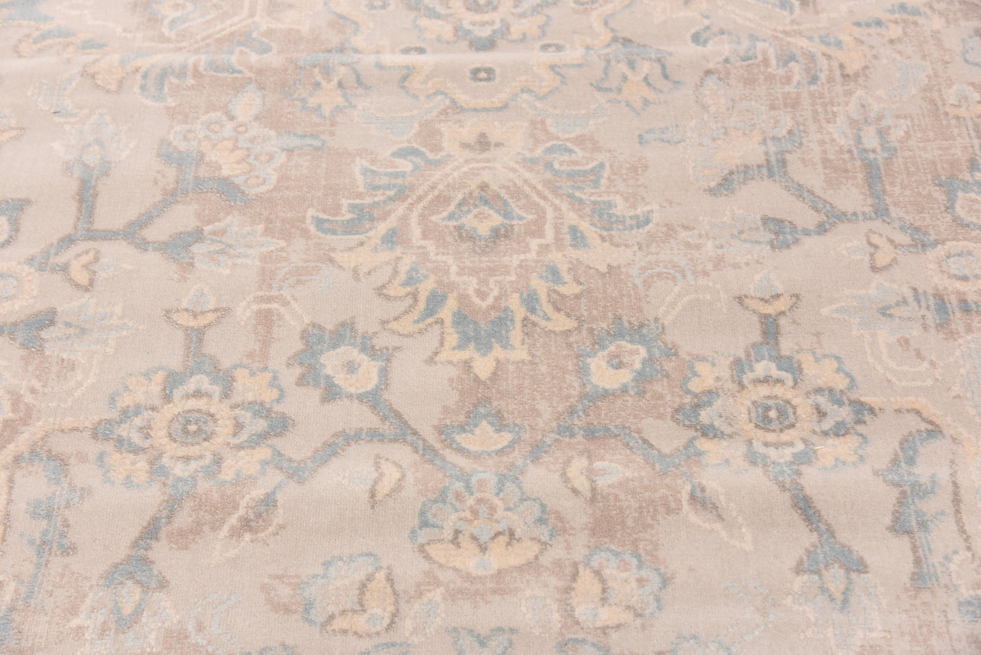 5' 2 x 7' 5 Escape Rug