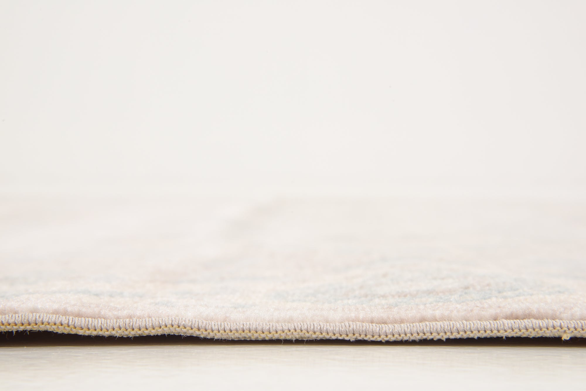 5' 2 x 7' 5 Escape Rug