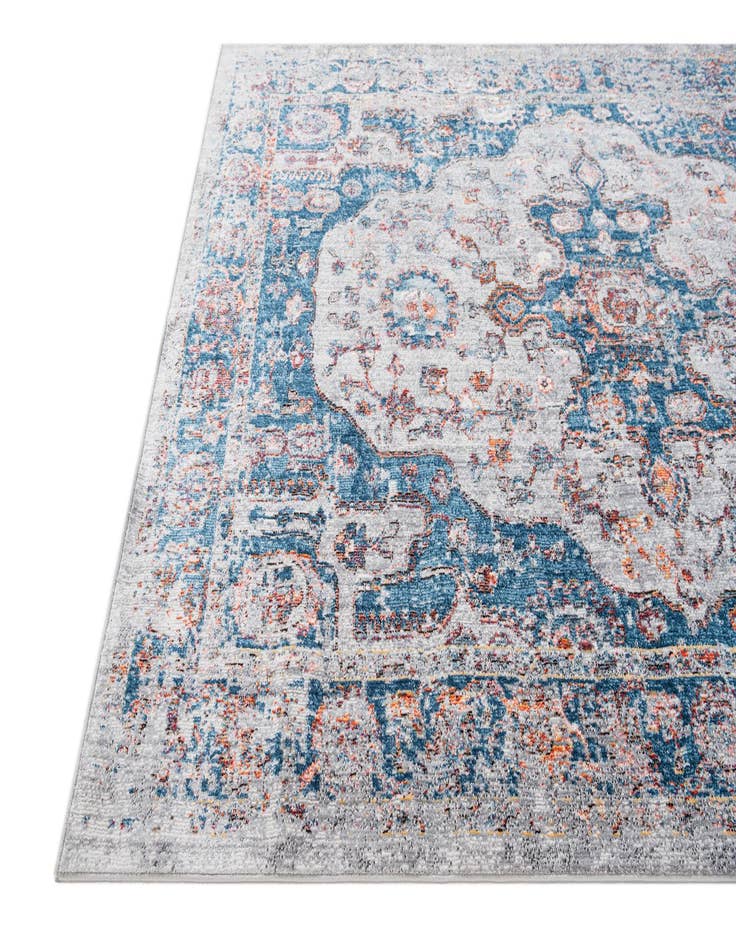 Detail image of 5' 2 x 7' 8 Fleur Rug