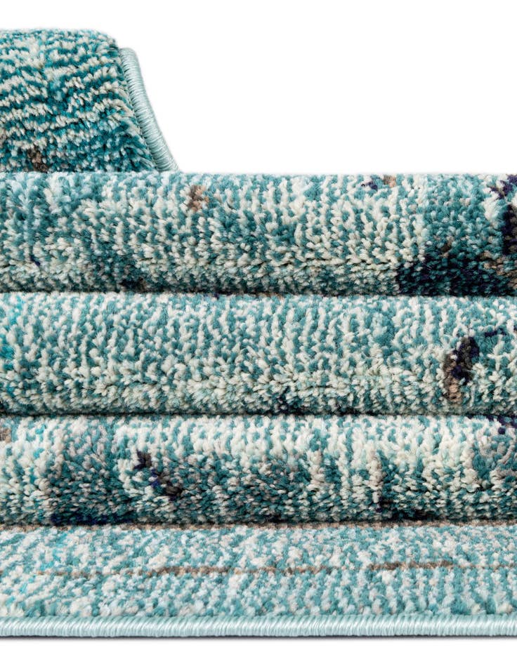 Detail image of 4' x 6' Washable Fleur Rug