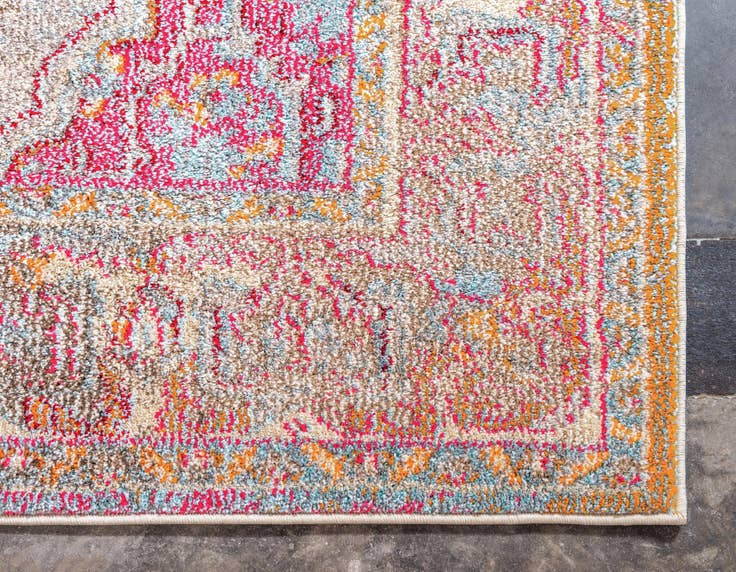 Detail image of 7' x 10' Washable Fleur Rug