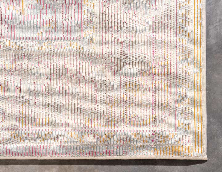 7' x 10' Washable Fleur Rug