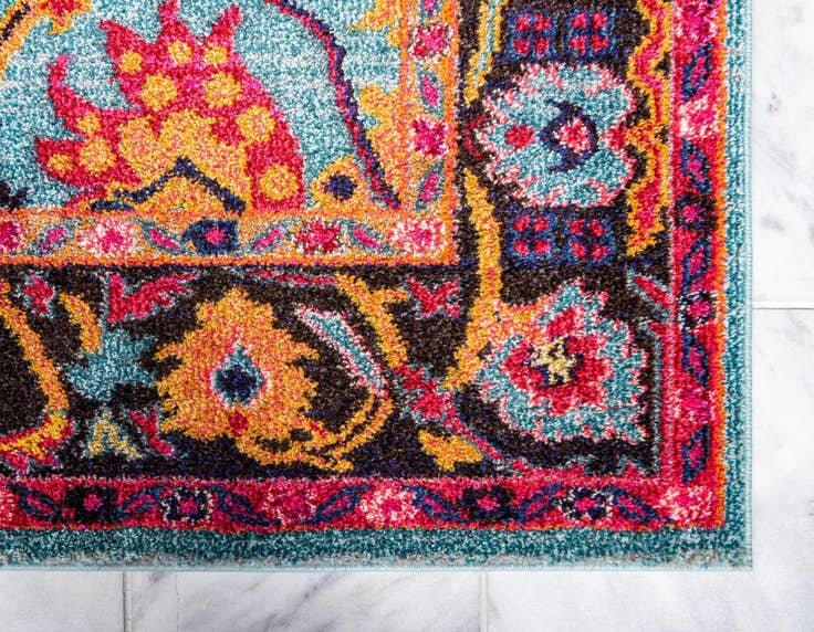 Detail image of 5' x 8' Washable Fleur Rug