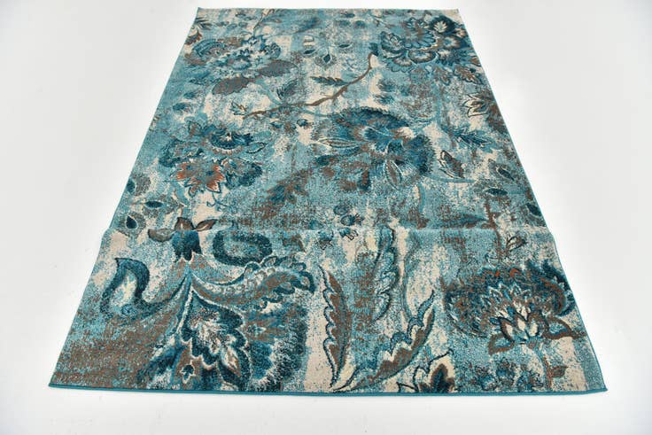 Detail image of 5' 3 x 7' 7 Florence Rug