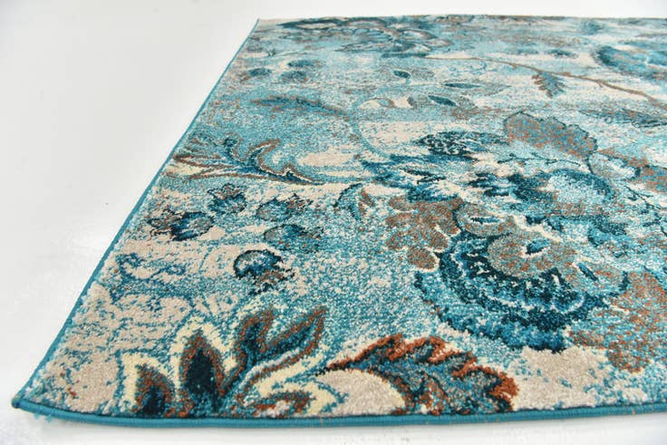 Detail image of 5' 3 x 7' 7 Florence Rug