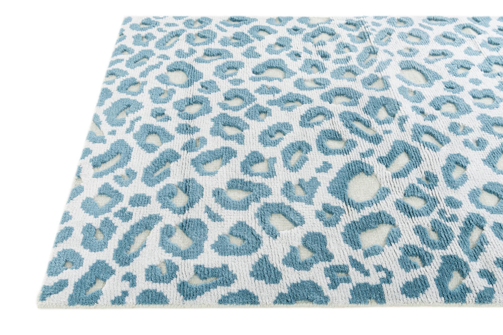 4' 1 x 5' 11 Hand Knotted Gabbeh Oriental Rug