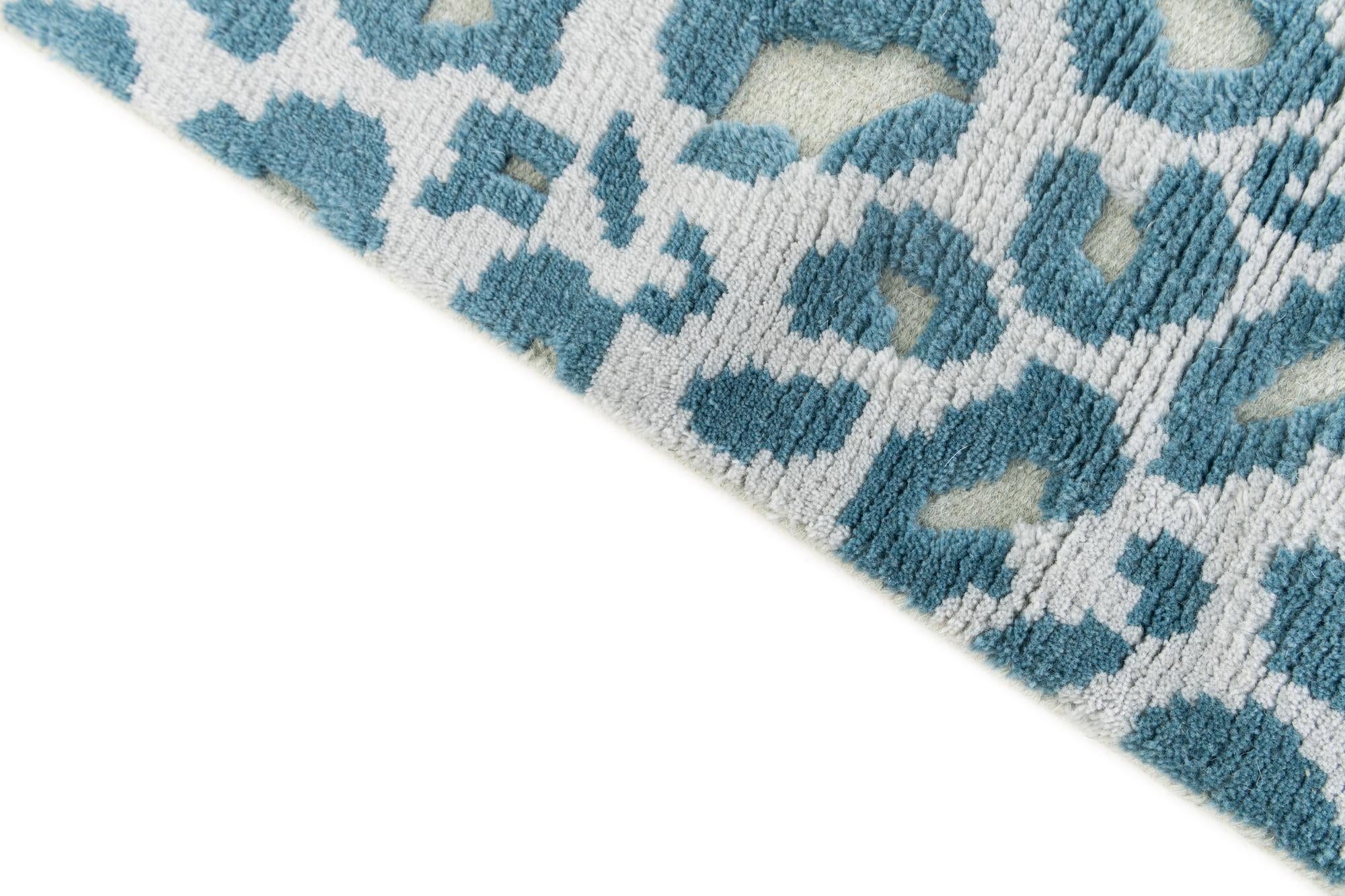 4' 1 x 5' 11 Hand Knotted Gabbeh Oriental Rug
