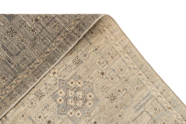 Detail image of 7' 5 x 9' 11 Ghazni Diyar Rug