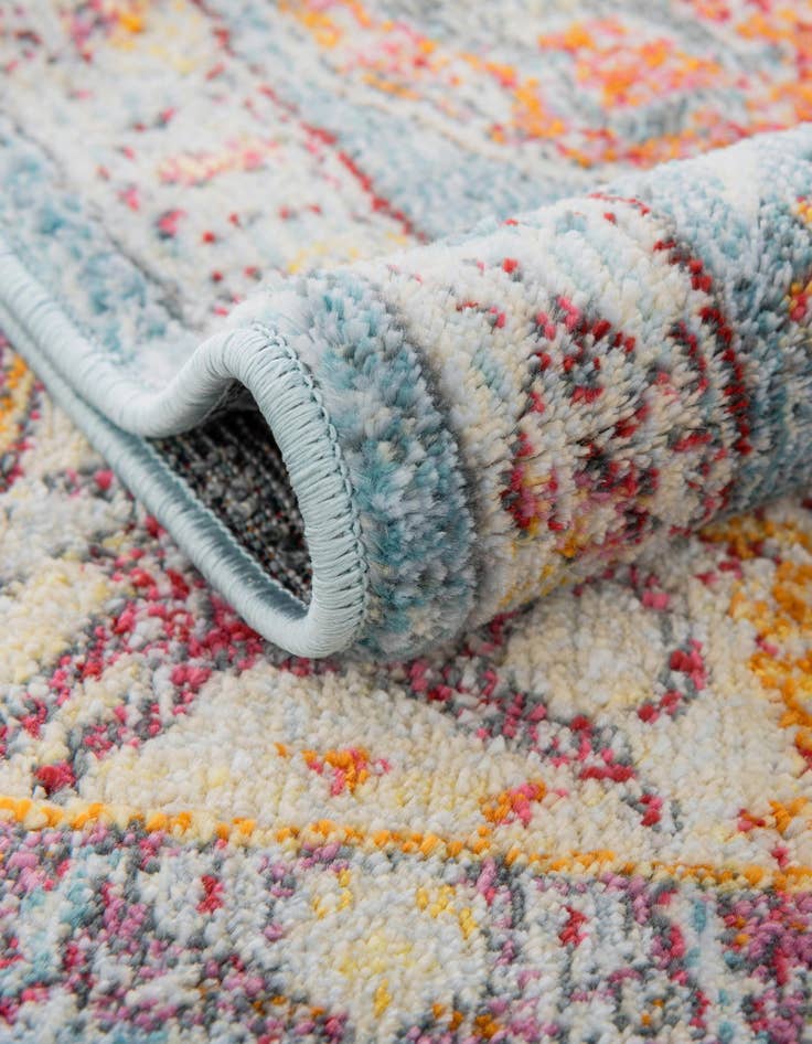 Detail image of 4' 3 x 6' Havana Rug