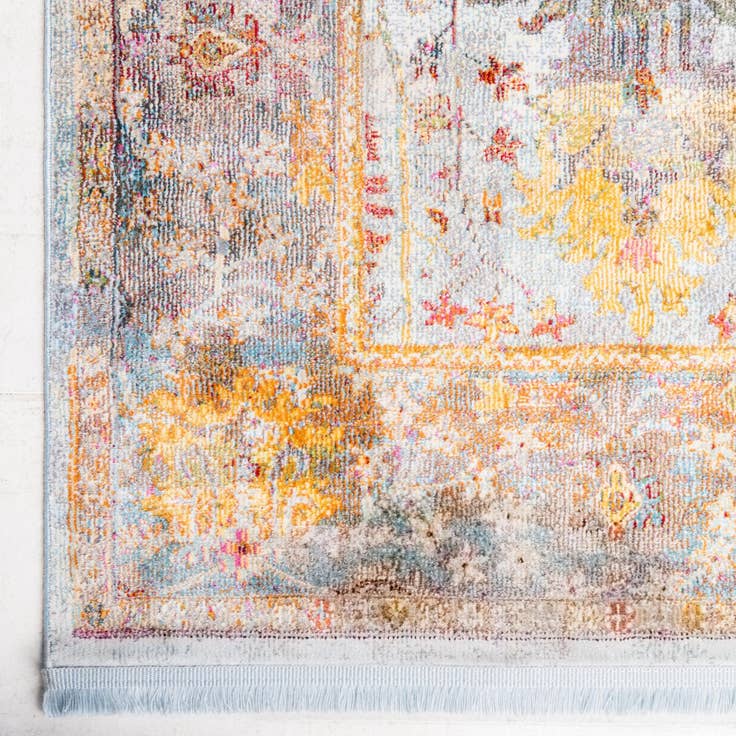 Detail image of 5' 5 x 8' Havana Rug